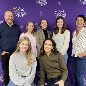 Five medical students go above and beyond to support our wig provision service