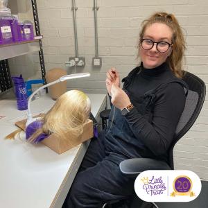 The four key steps to knotting the perfect wig