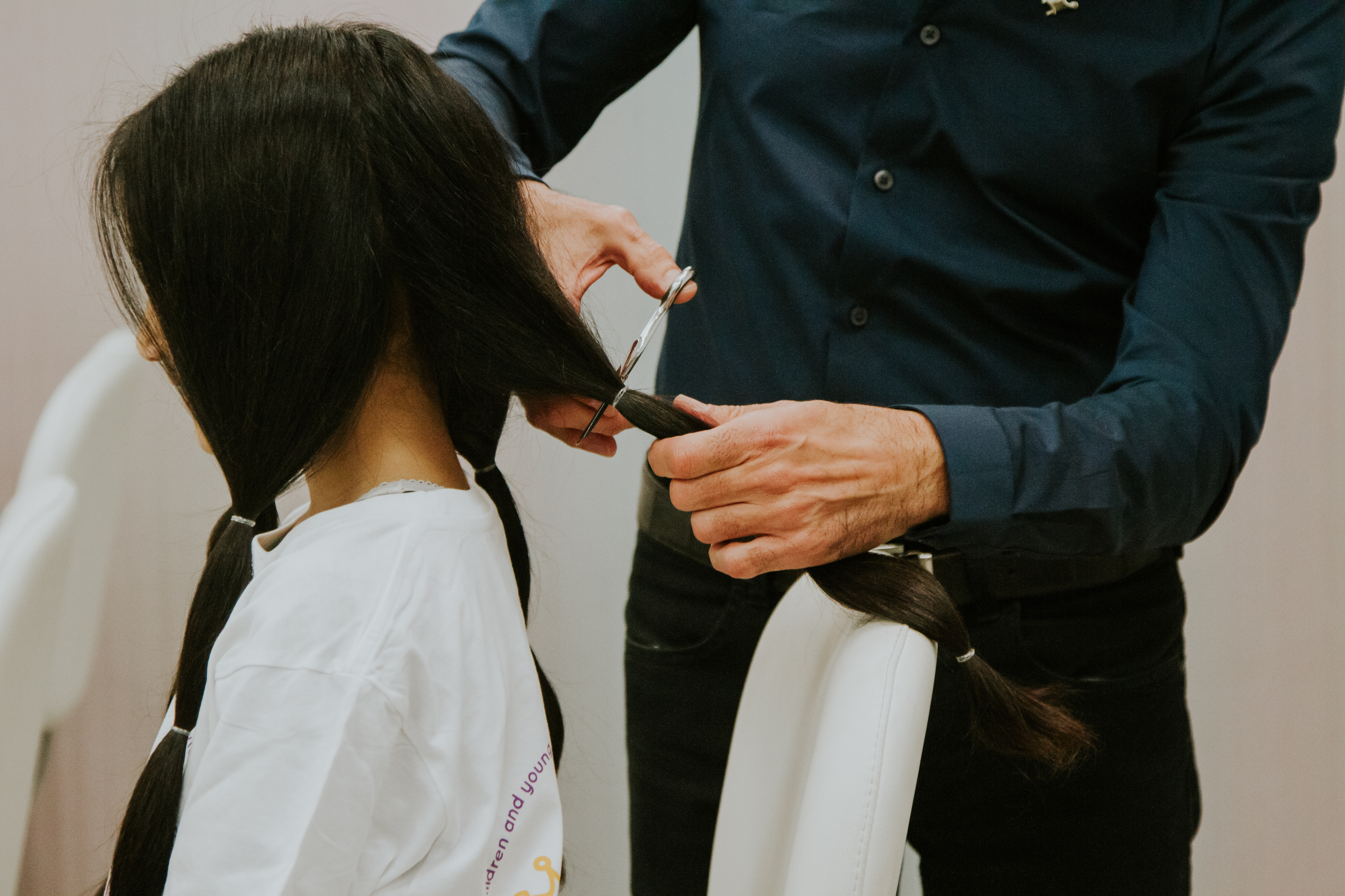 Our free Salon Pack shows how to make the perfect hair donation.
