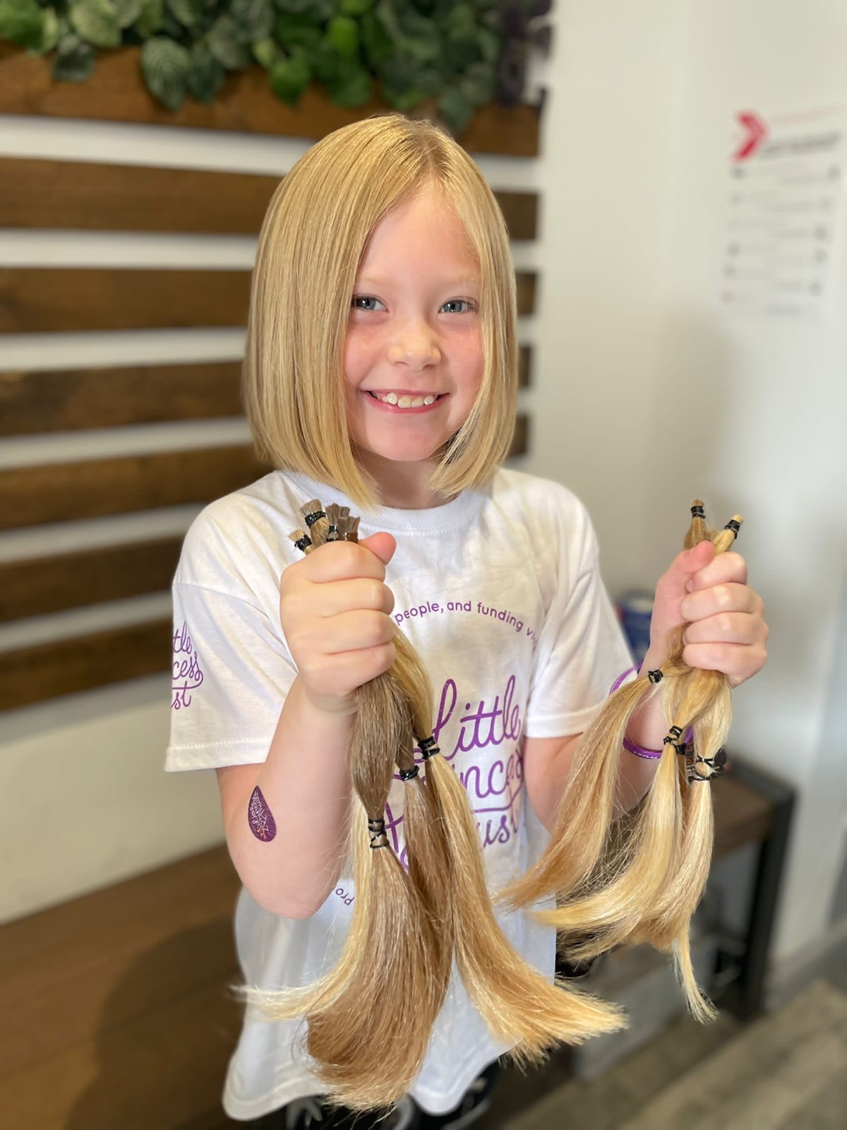Thea’s cut TODAY! 12inches donated!